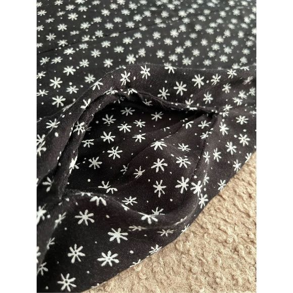 Urban Outfitters Skater Mini Dress Women's M Cap Sleeve Daisy Print 90's Vibe - Picture 8 of 15